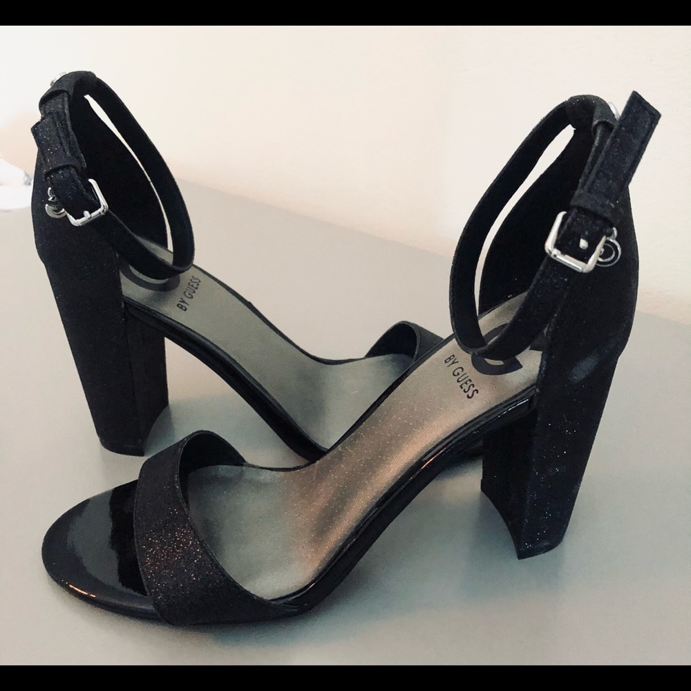 Guess Shimmer Black Open Toe Chunky Heel Size 8